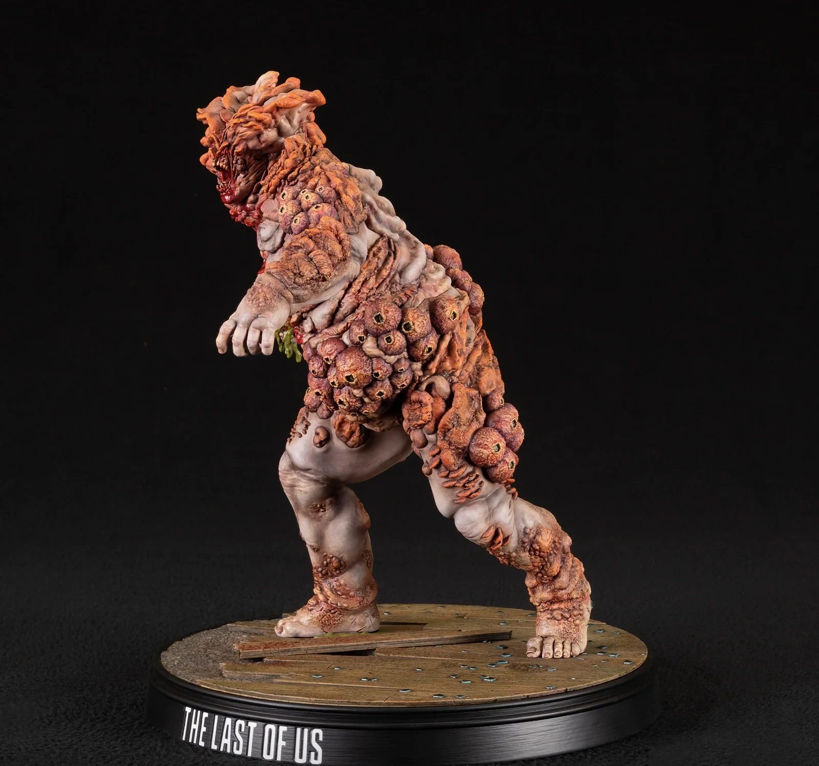 The Last of Us: Bloater Statue
