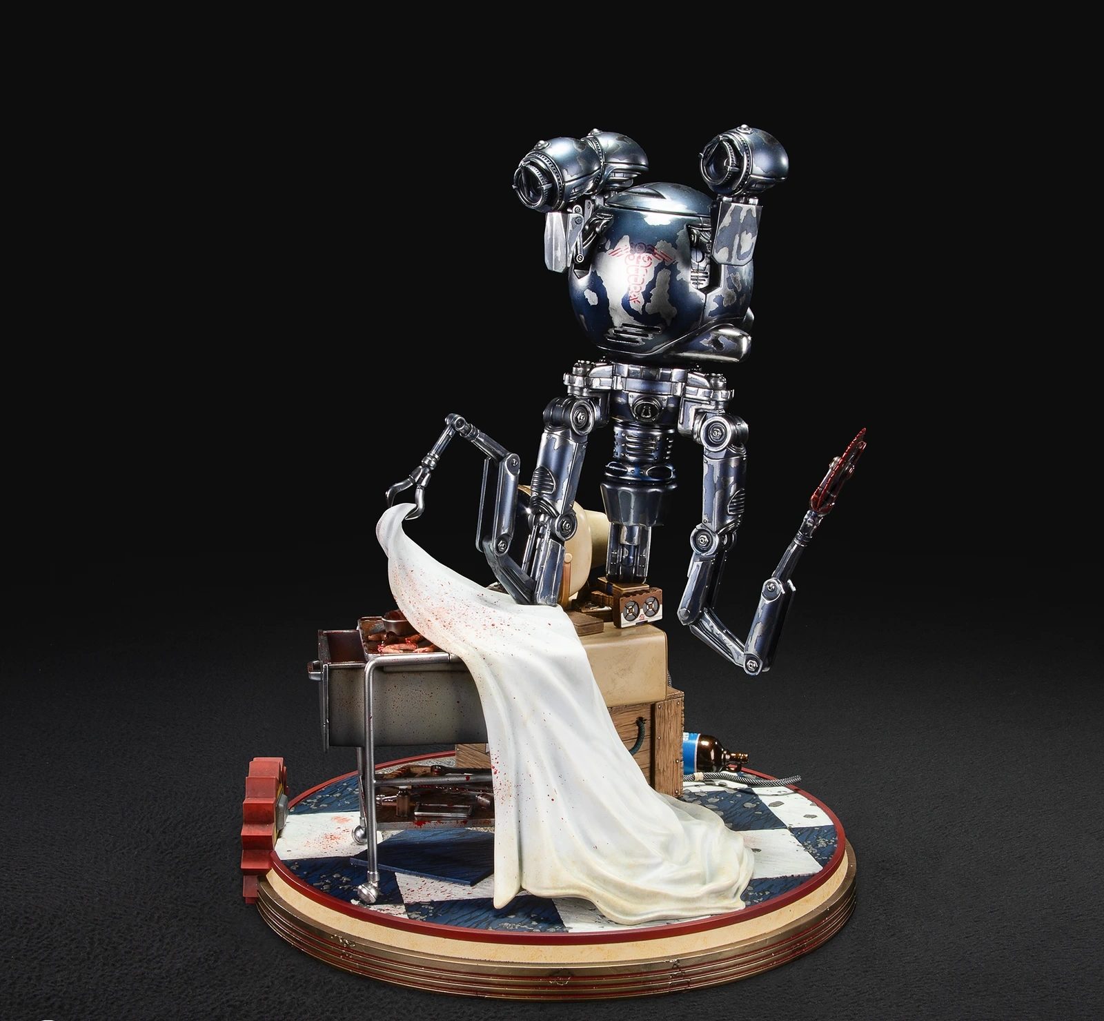Fallout (Amazon): Mr. Handy "Snip-Snip" Statue