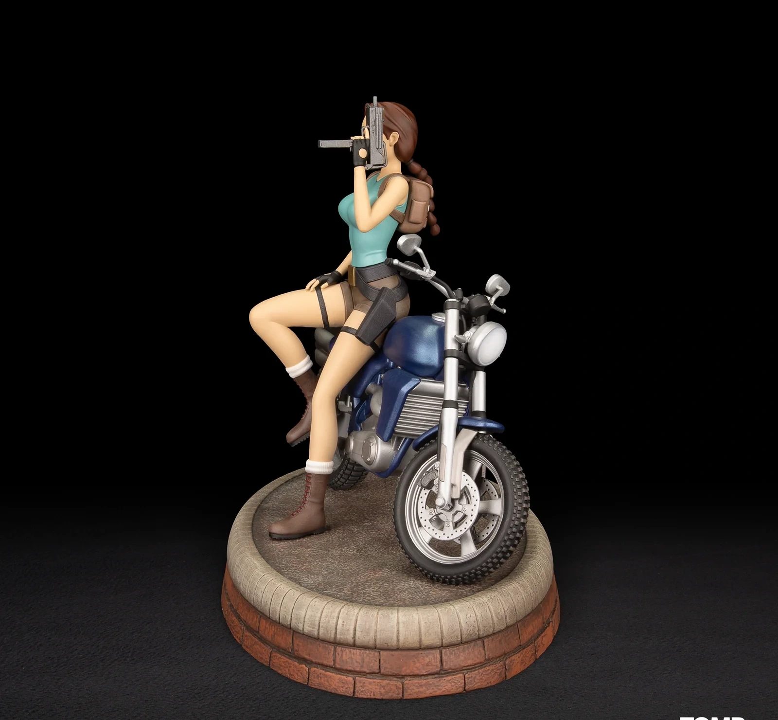 Tomb Raider: Lara Croft - Classic Motorbike Premium Statue