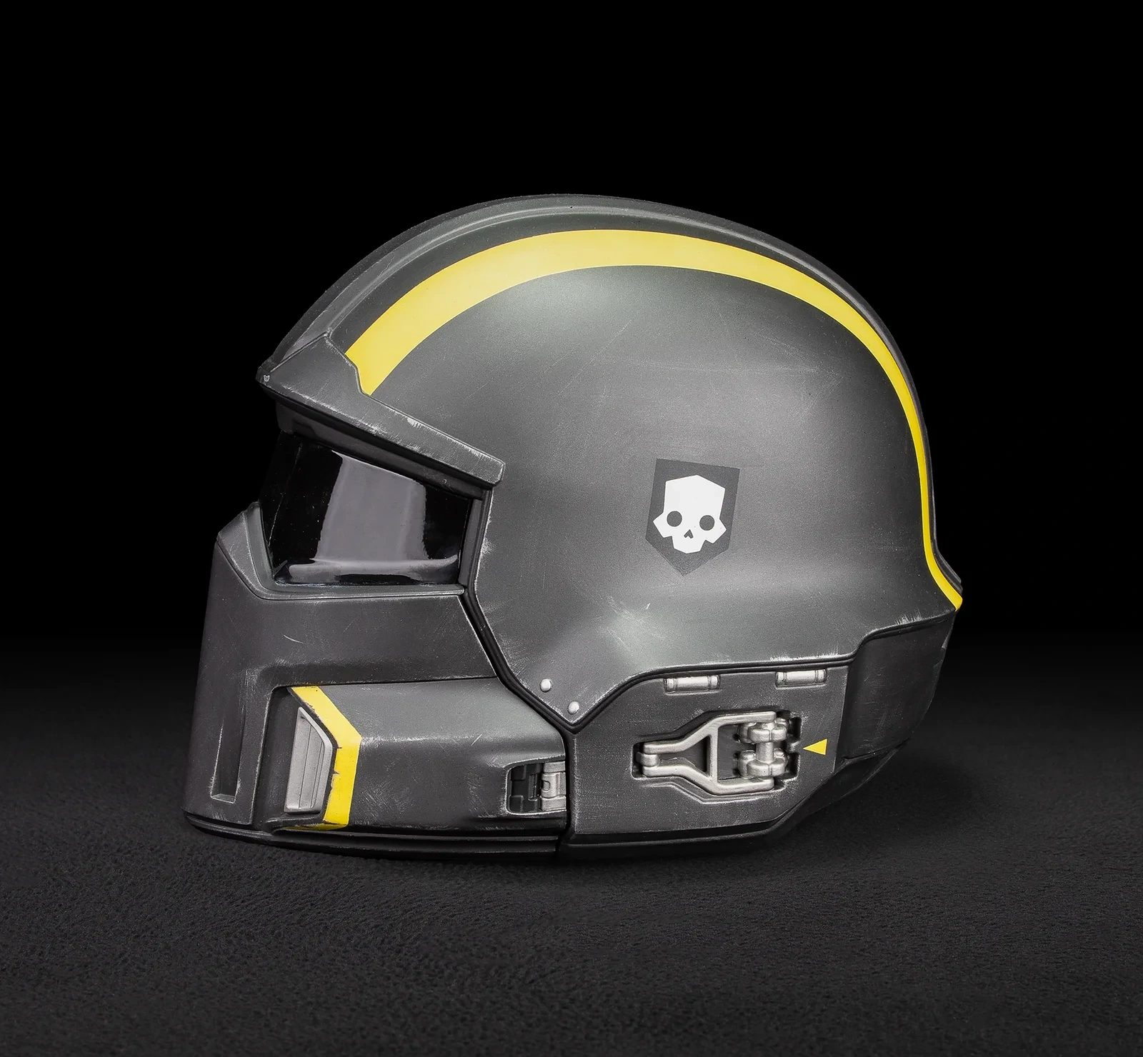 Helldivers 2: B-01 Tactical Helmet 1:1 Scale Replica