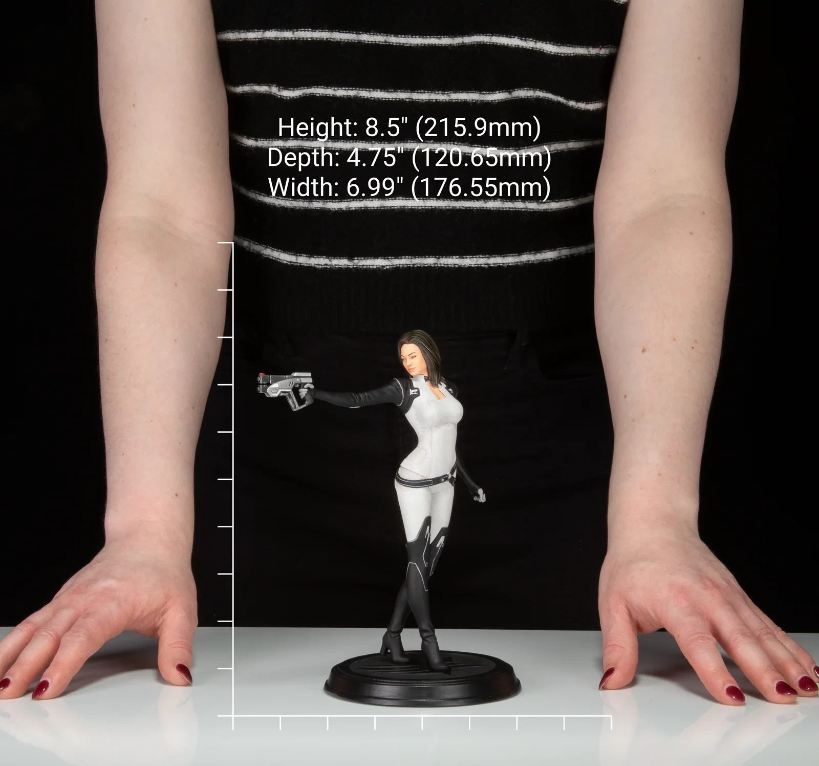 Mass Effect: Miranda Lawson Figure