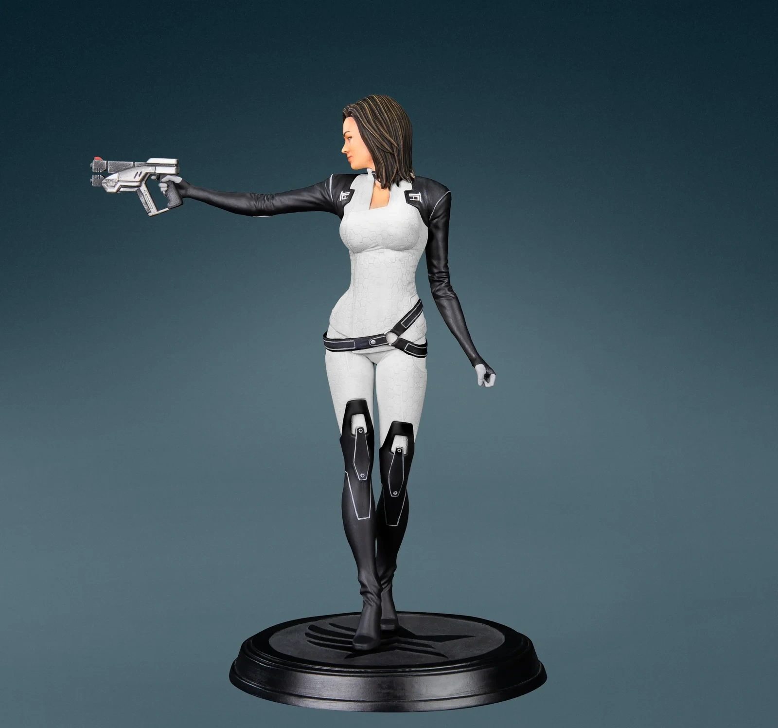 Mass Effect: Miranda Lawson Figure