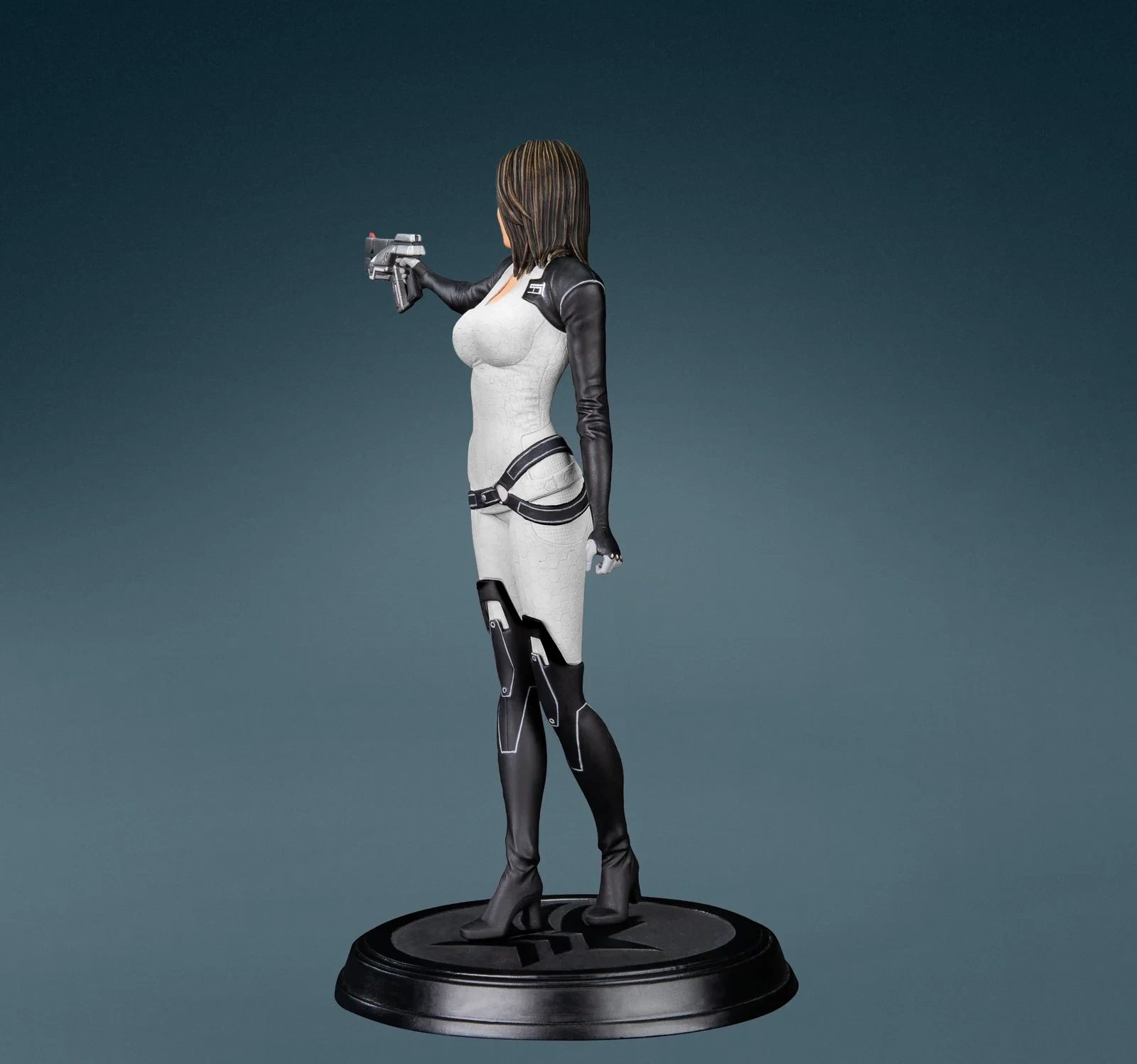 Mass Effect: Miranda Lawson Figure